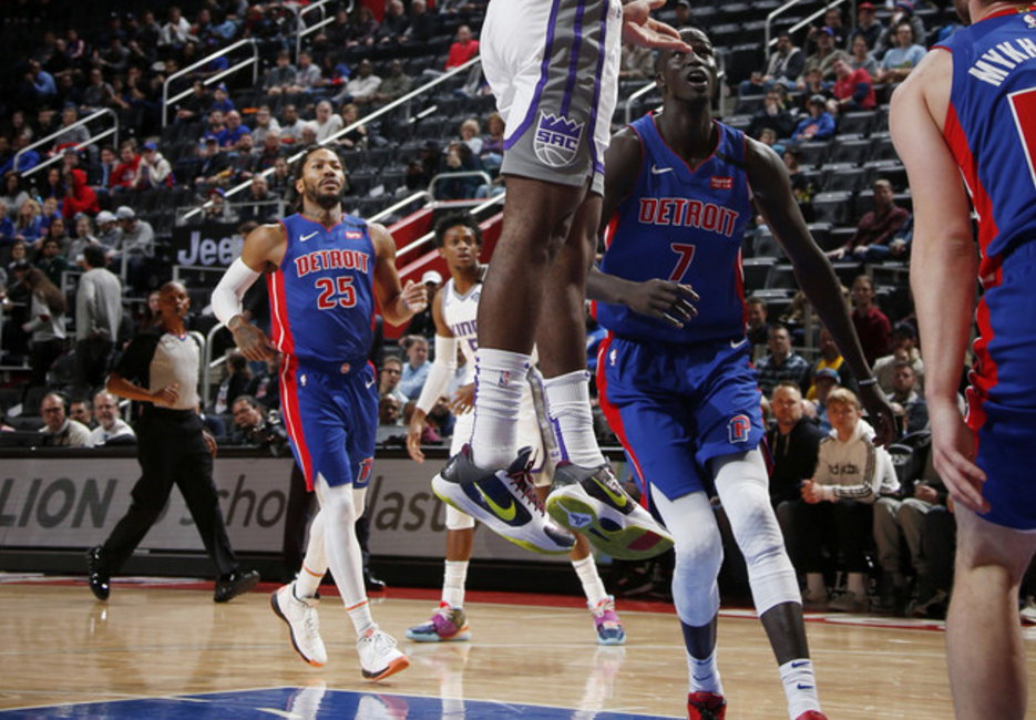 黑切主场送走对手，表现亮眼的简单介绍