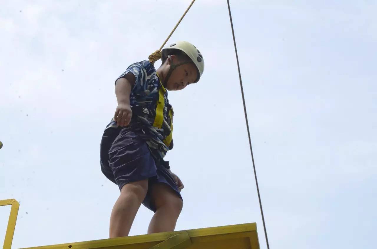 关于基层选手勇往直前,勇敢挑战的信息 关于基层选手勇往直前,勇敢挑战的信息