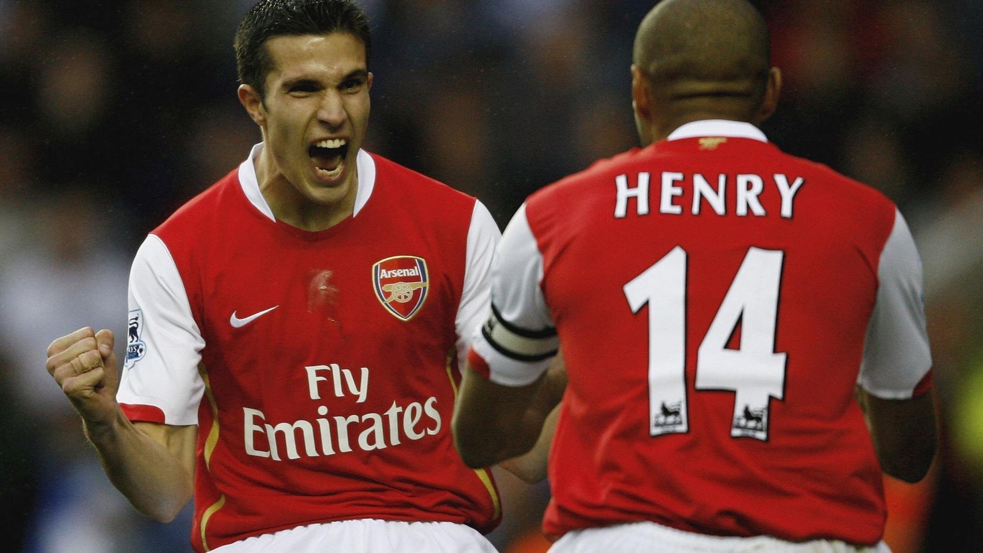 赛道与绿茵场的传奇之夜,皮克刷新纪录与F1年度争冠的时空交汇