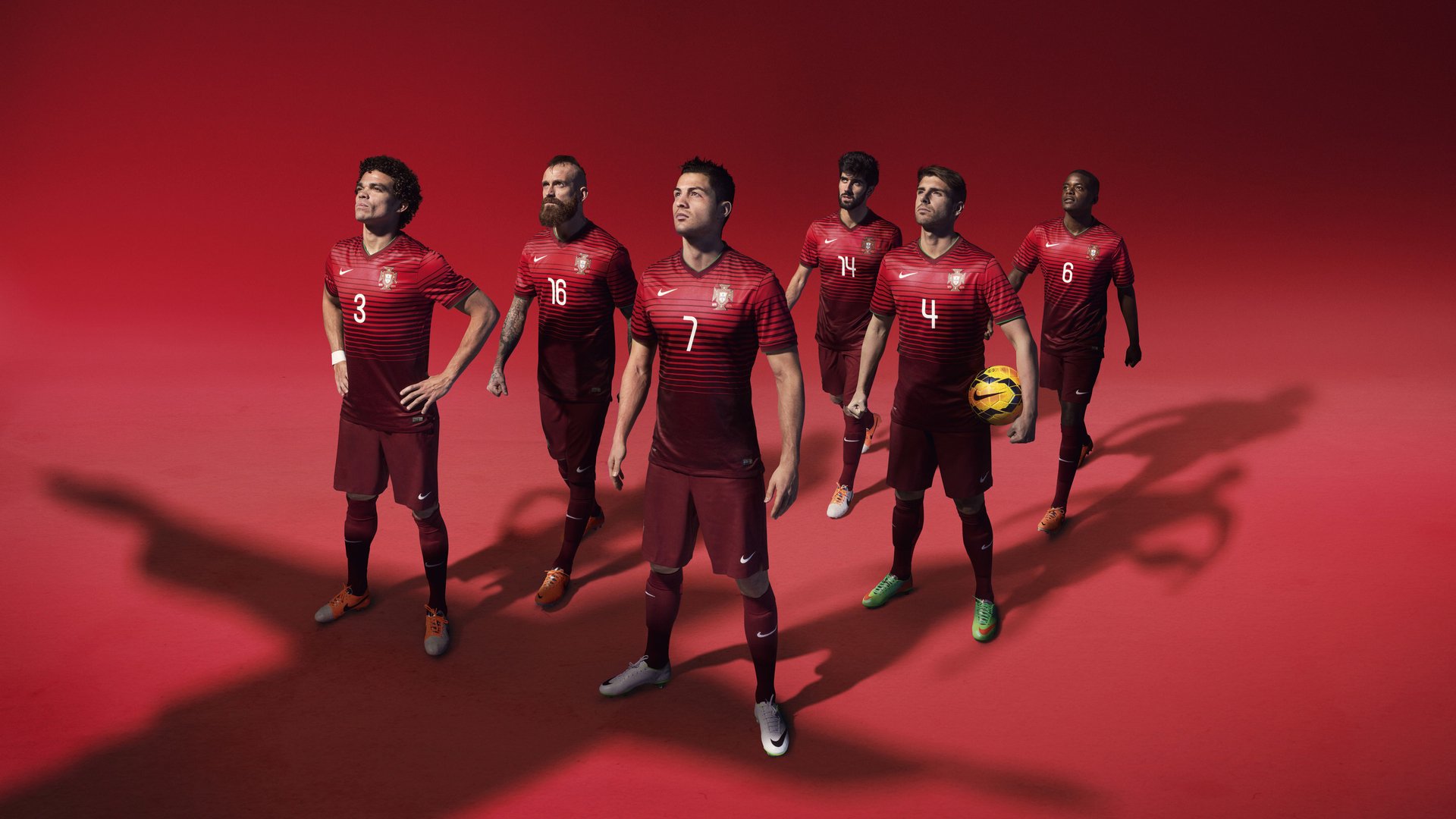 北欧风暴席卷圣西罗,厄德高接管欧冠半决赛,英格兰悬念提前终结