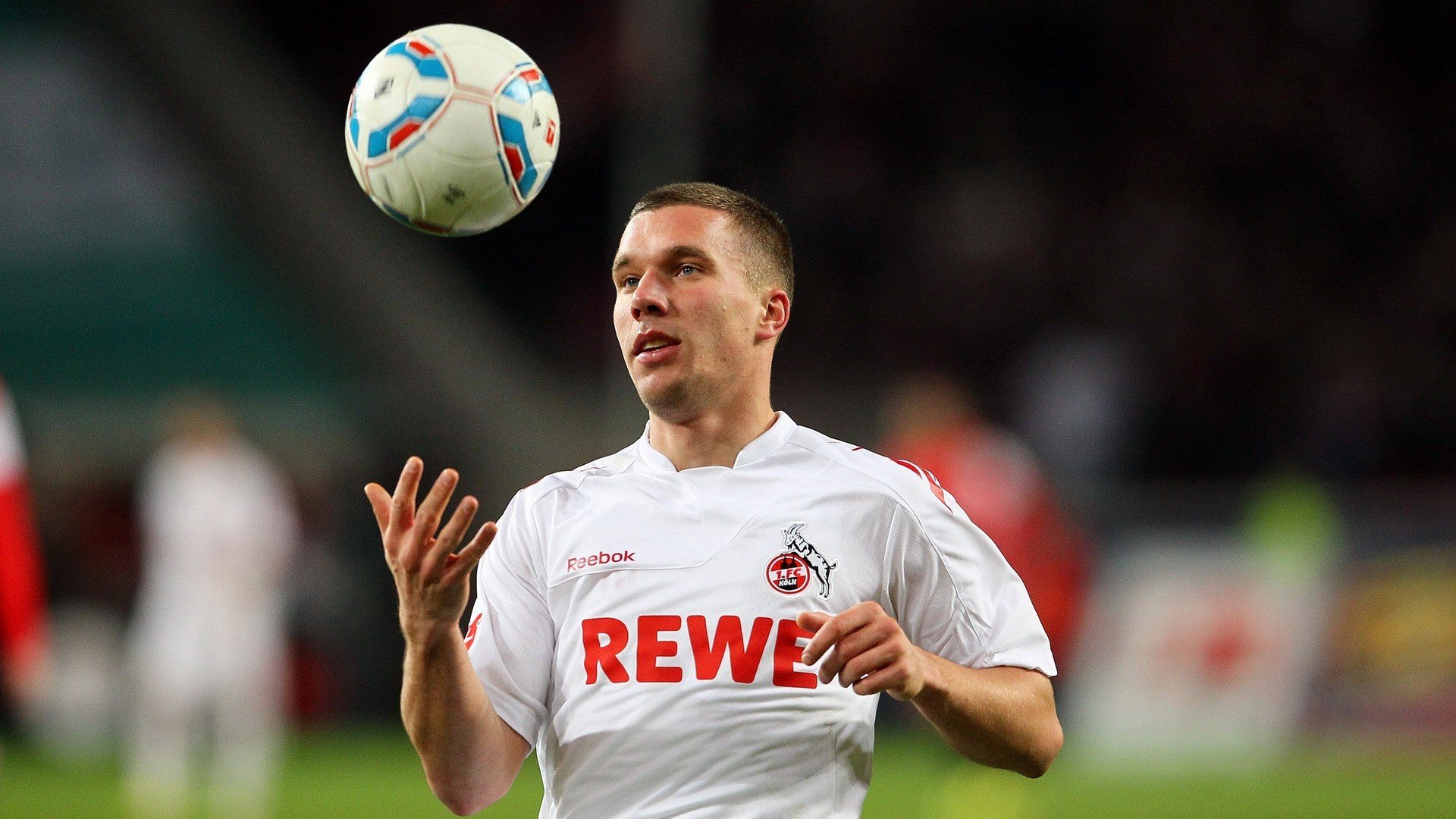 哈斯车队碾压梅赛德斯？拉塞尔状态火热背后的赛道真相